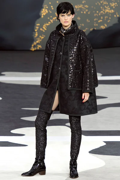 Look 14